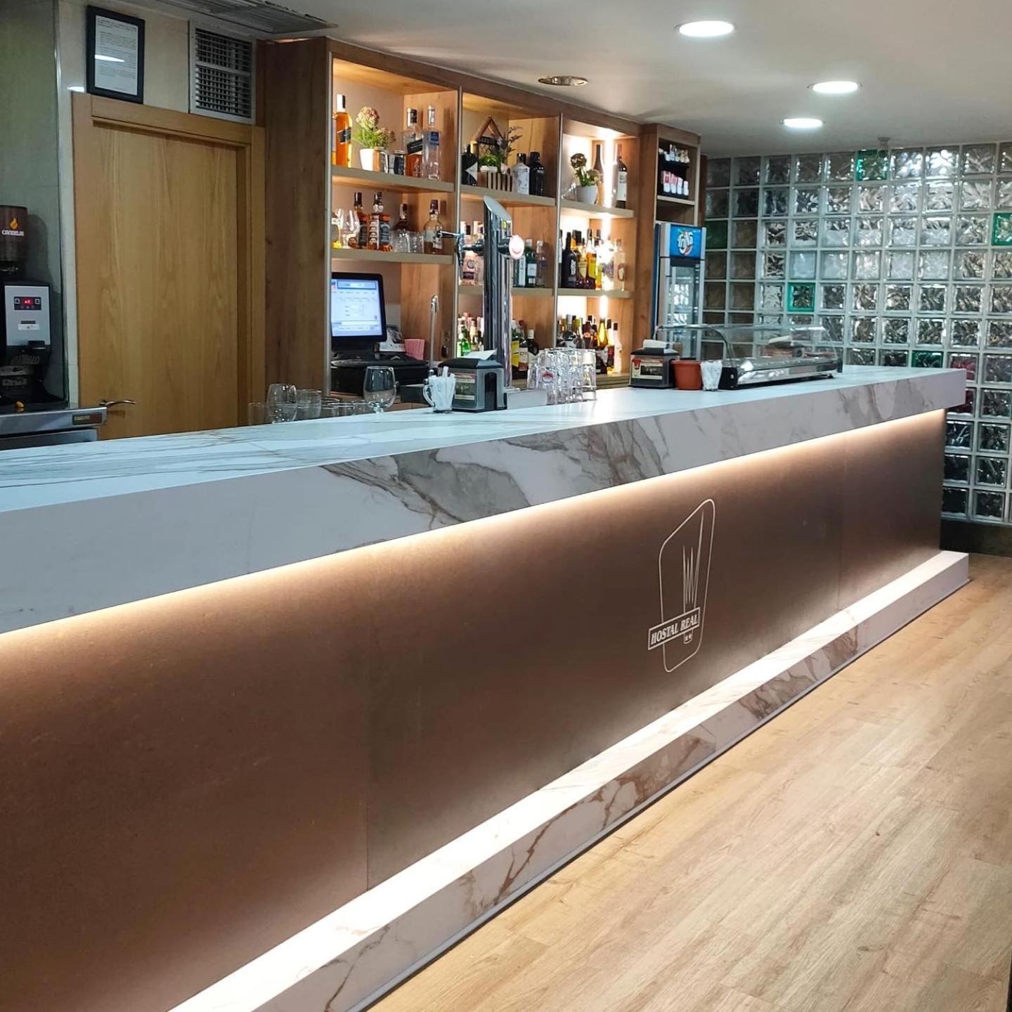 Hostal Real Plasencia Luaran gambar