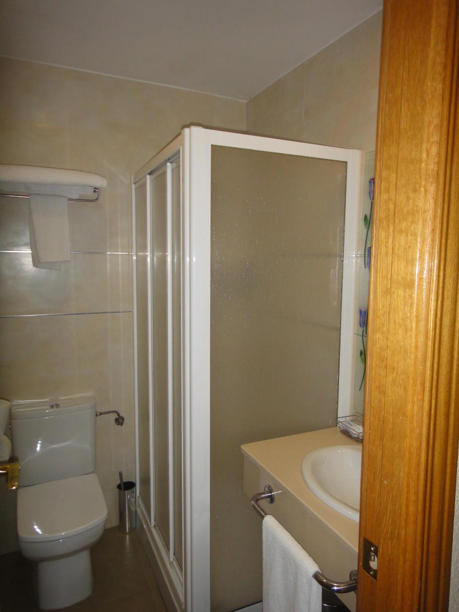 Hostal Real Plasencia Luaran gambar