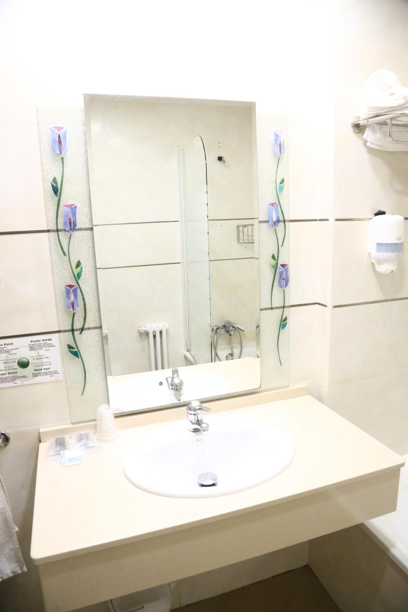 Hostal Real Plasencia Luaran gambar