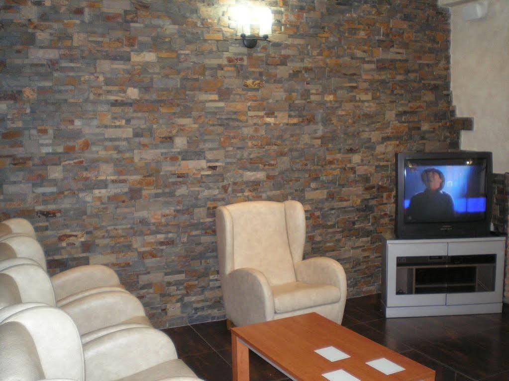 Hostal Real Plasencia Luaran gambar
