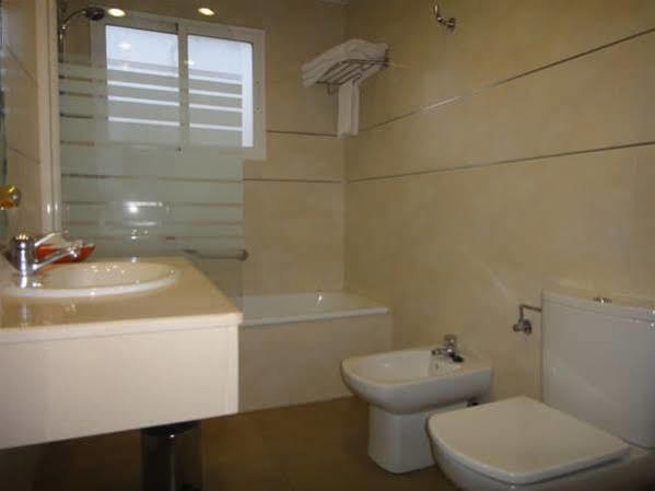 Hostal Real Plasencia Luaran gambar